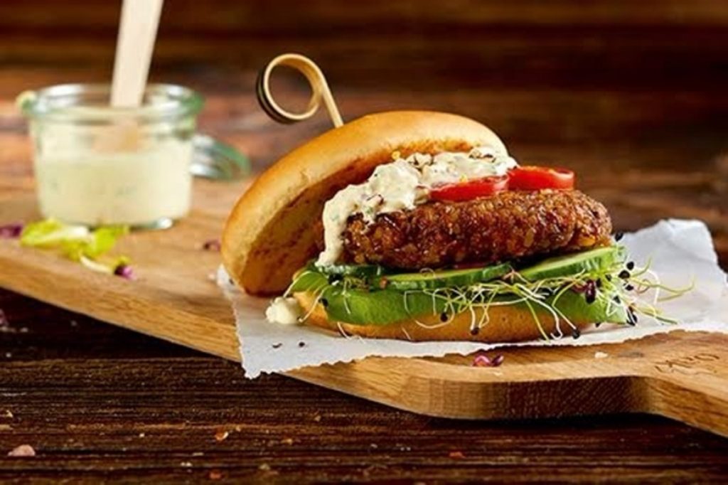 suisse coop burger insectes